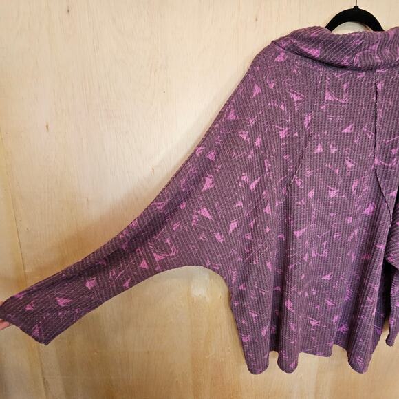 LULAROE Kristen Purple Cowl Neck Waffle Knit Long Dolman Sleeve Size XL - Picture 3 of 6